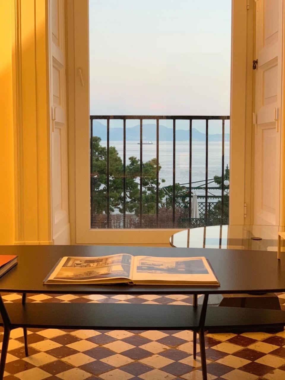 Primopianoposillipo Bed & Breakfast Naples Exterior photo
